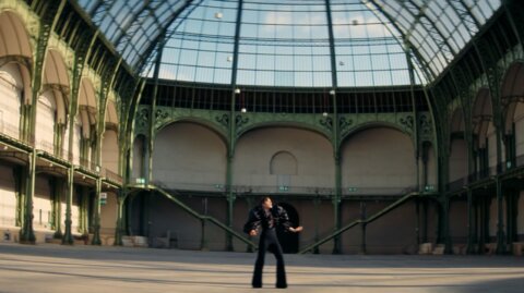 Rahim Redcar performing under the glass roof of the Grand Palais, Paris