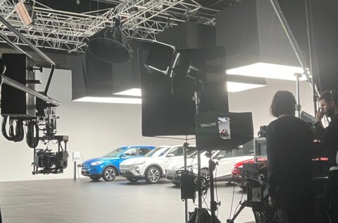 Studio shooting production for Chinese brand MG MOTORS.