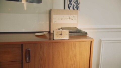 Morning light on a vintage sideboard in a Parisian apartment – Oh My Cream